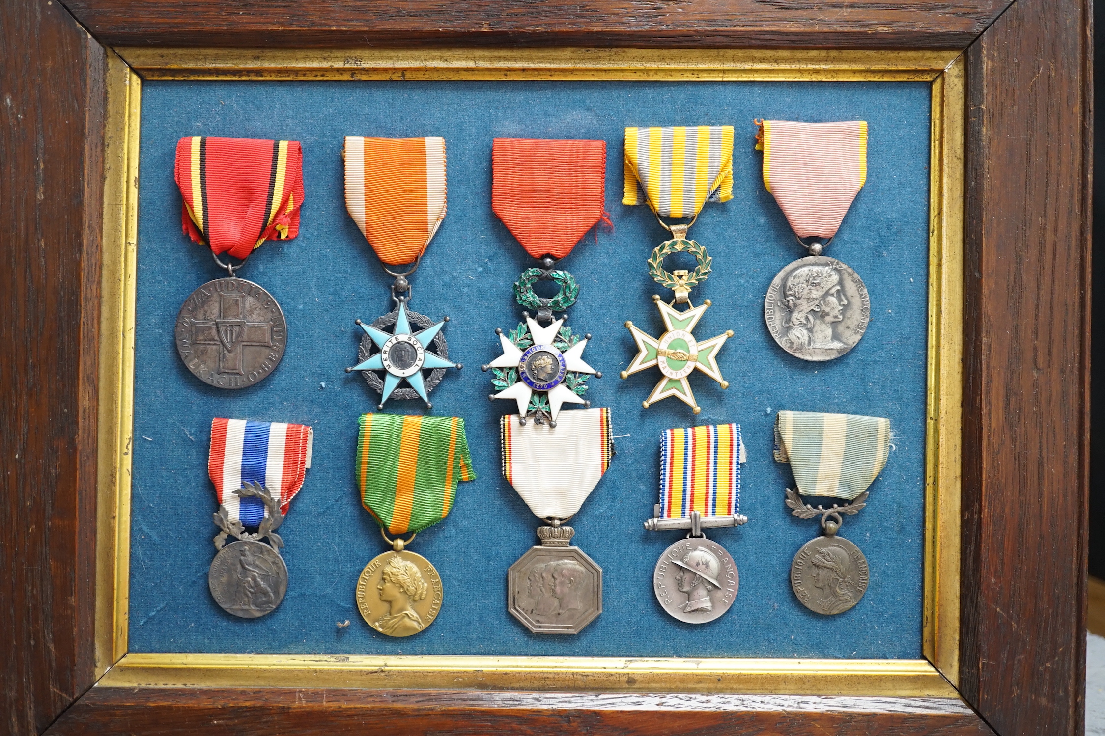 Eighteen French medals, including The War Cross, TOE French Legion Cross, Medal of Honour, Croix du Combatant Medal, WWI Commemorative Medal, 1870 Military Medal, 1914-18 Victory Medal, etc.